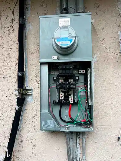 Electrician in Plantation, FL